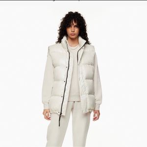 Aritzia Tna The Super Puff Vest